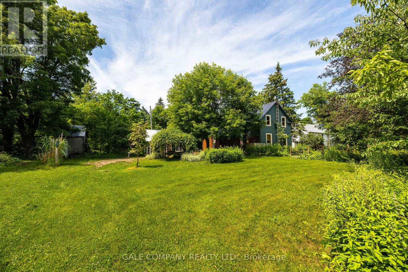 236 BLAKENEY ROAD - Image 35