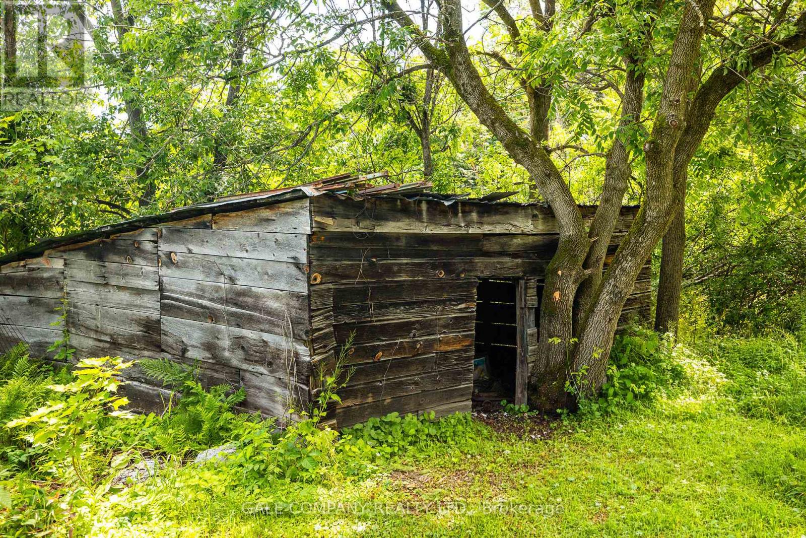 236 BLAKENEY ROAD - Image 44