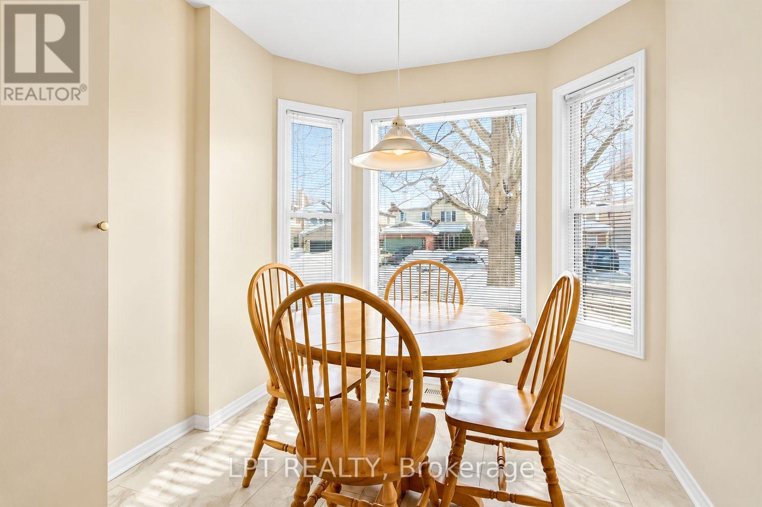 3 Bed, 3 Bath House for Rent in Ottawa – 84 NEWBOROUGH CRESCENT, Ottawa – MLS# X13523318 - Image 8
