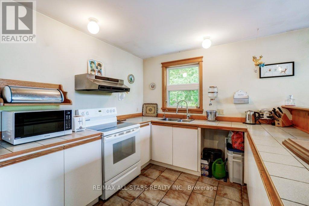 9388 RAVENSHOE ROAD - Image 10