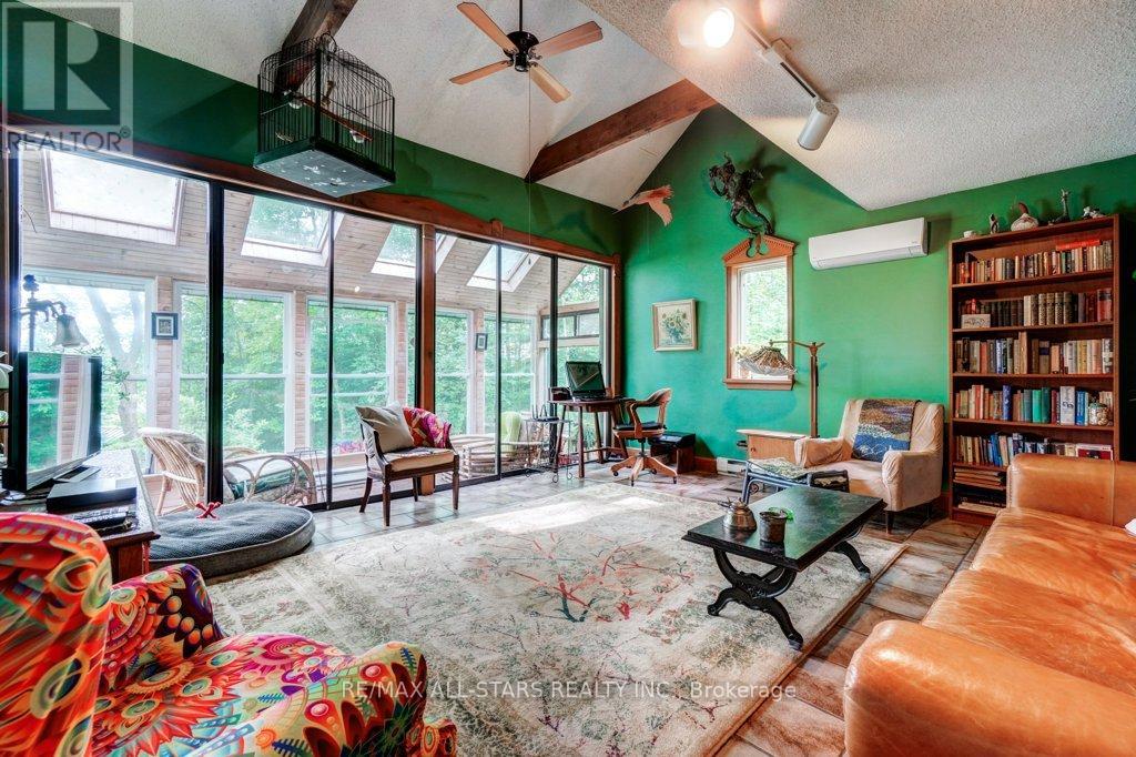 9388 RAVENSHOE ROAD - Image 13