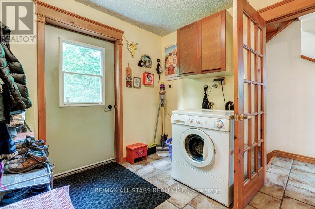 9388 RAVENSHOE ROAD - Image 18