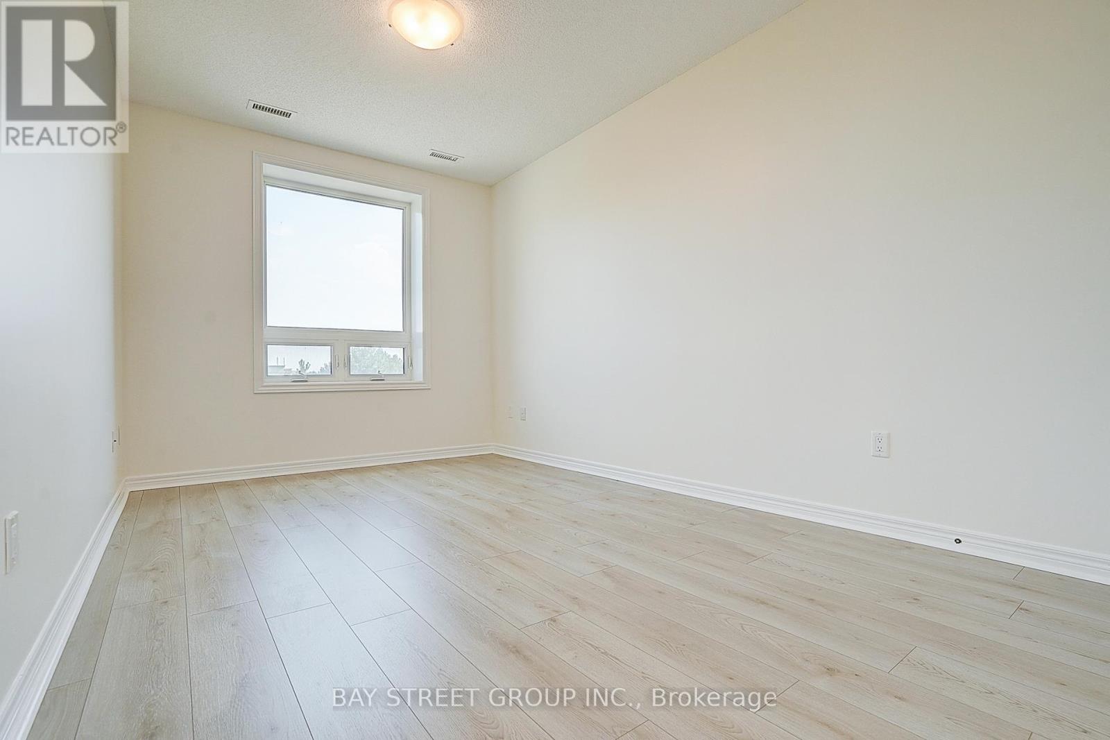 #405 7400 MARKHAM ROAD - 12
