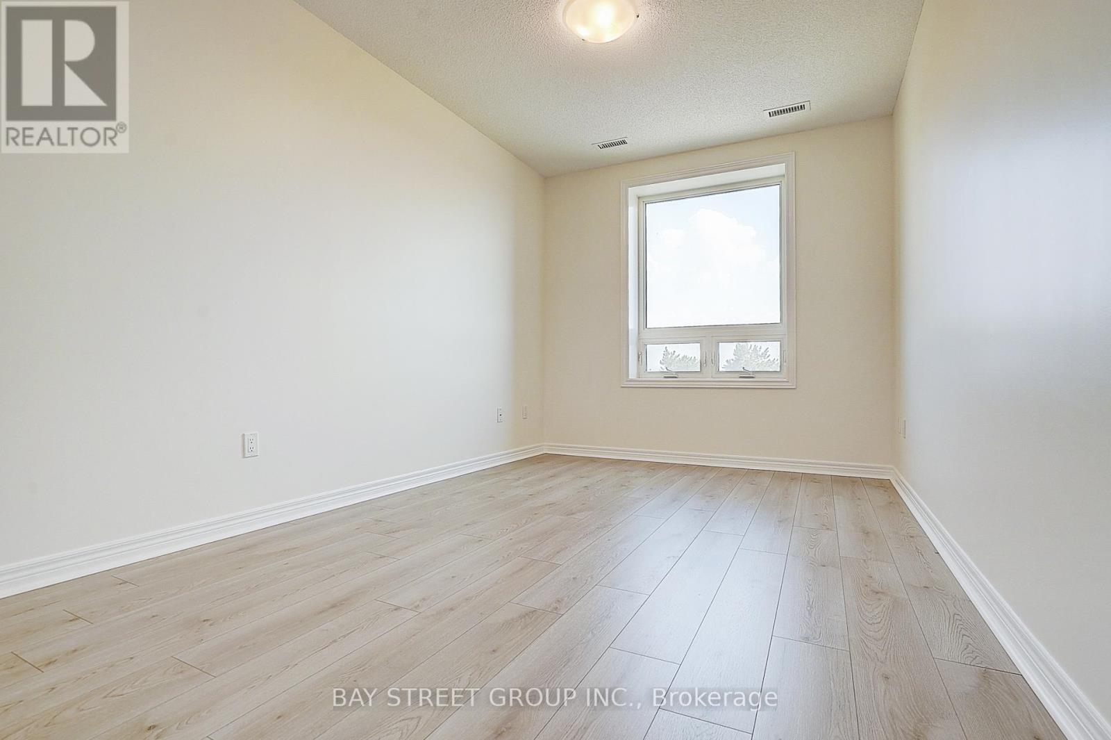 #405 7400 MARKHAM ROAD - 13