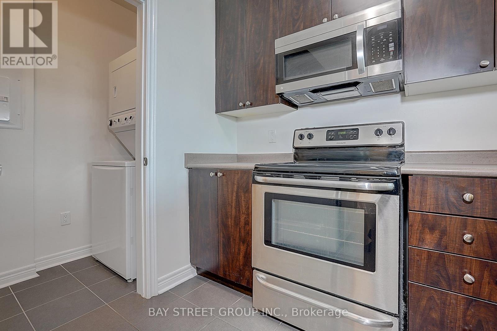 #405 7400 MARKHAM ROAD - 21