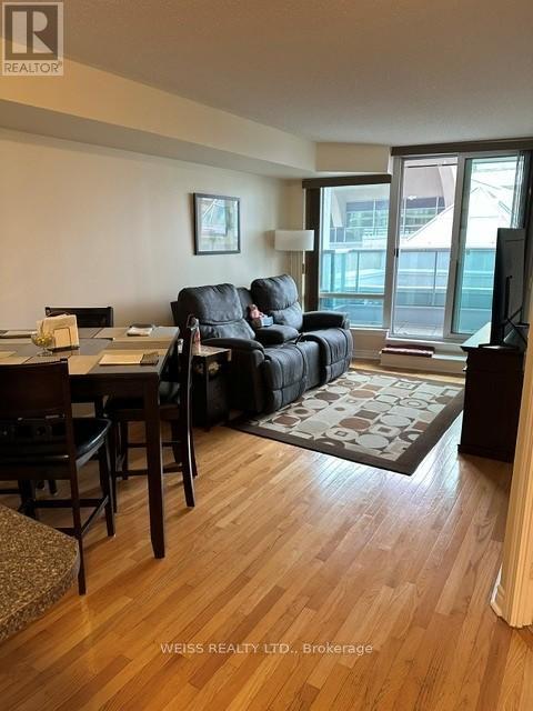 #310 33 ELM DRIVE - 3
