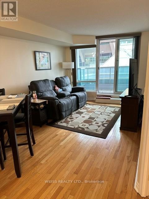 #310 33 ELM DRIVE - 4