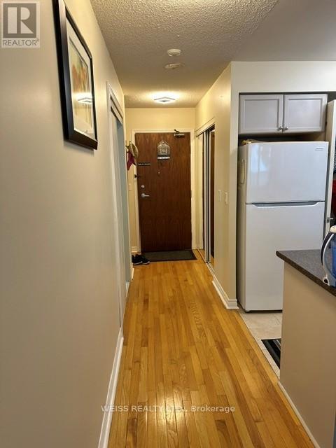 #310 33 ELM DRIVE - 5