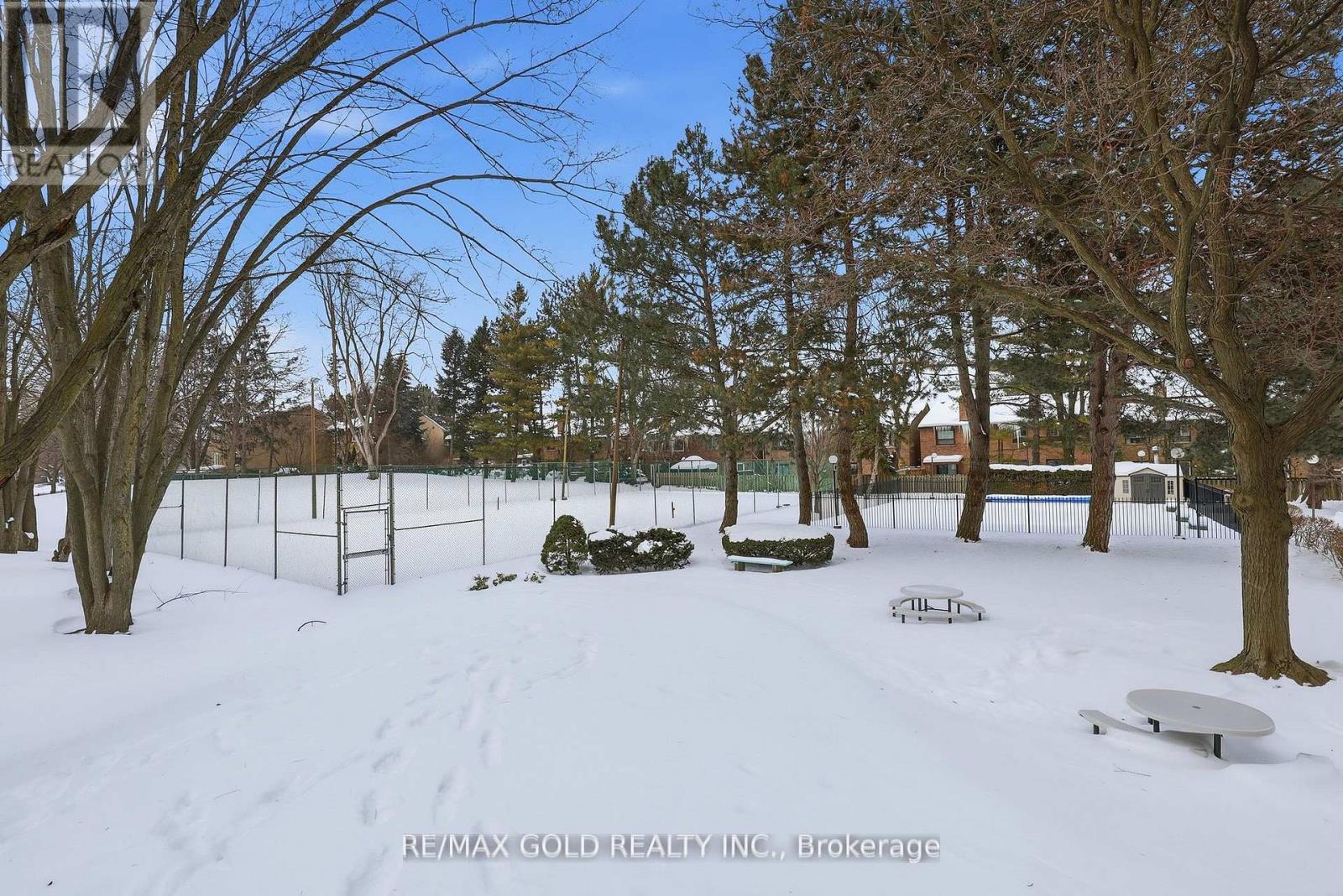 #401 335 MILL ROAD - 37