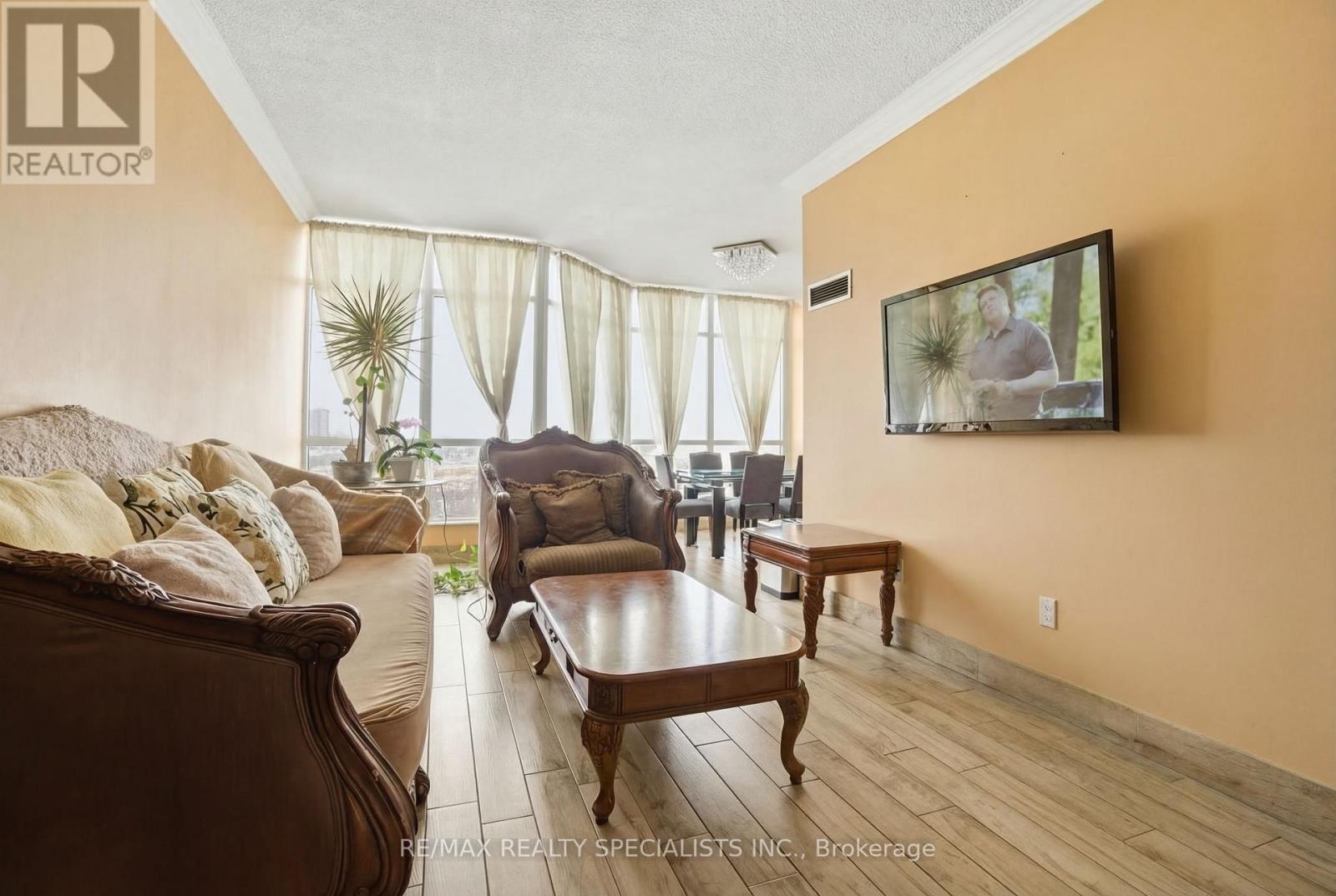 #1707 1 ROWNTREE ROAD - 12