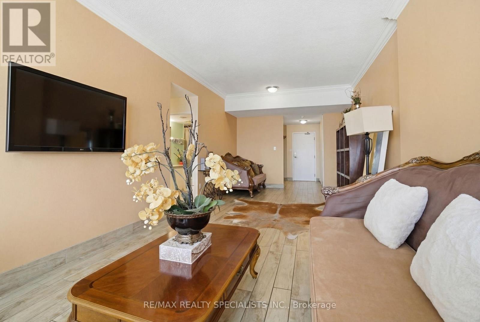 #1707 1 ROWNTREE ROAD - 13