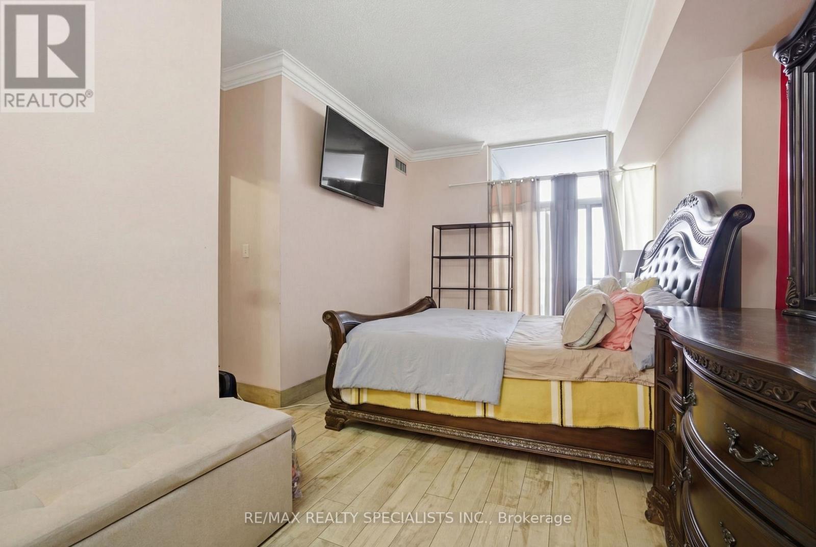 #1707 1 ROWNTREE ROAD - 19
