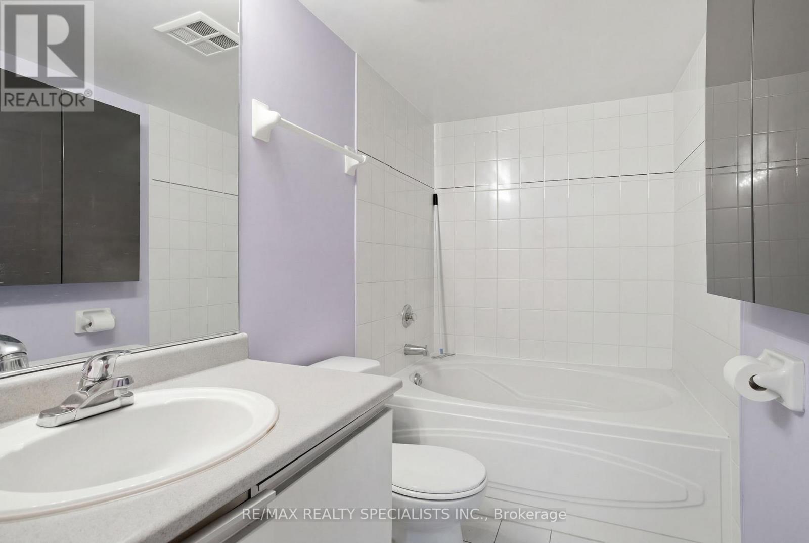 #1707 1 ROWNTREE ROAD - 21