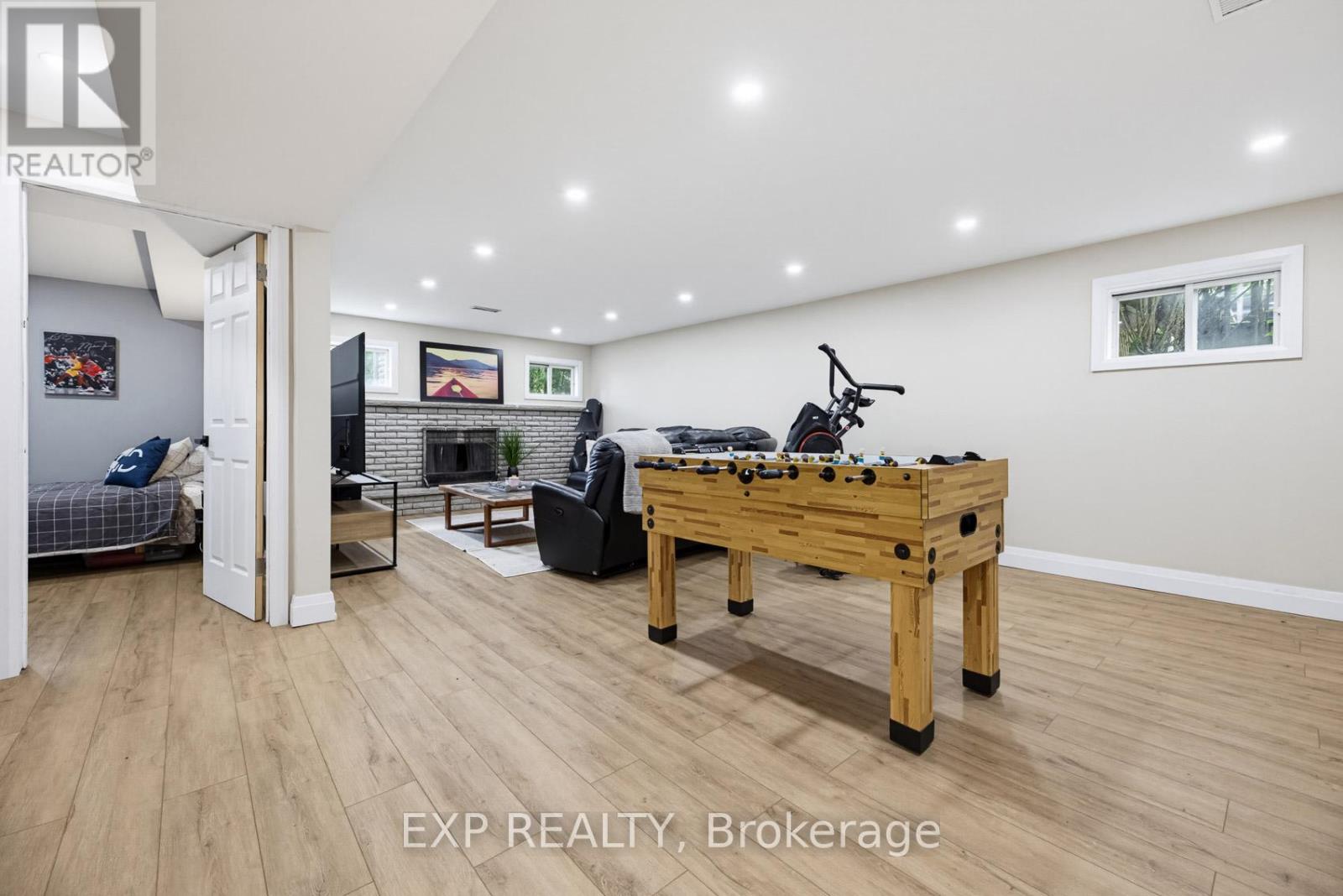 6 PALACE STREET - 22