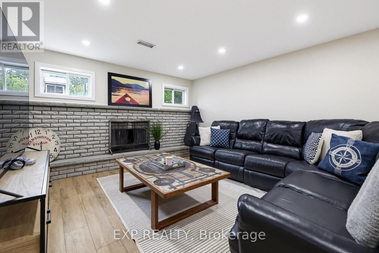6 PALACE STREET - Image 24
