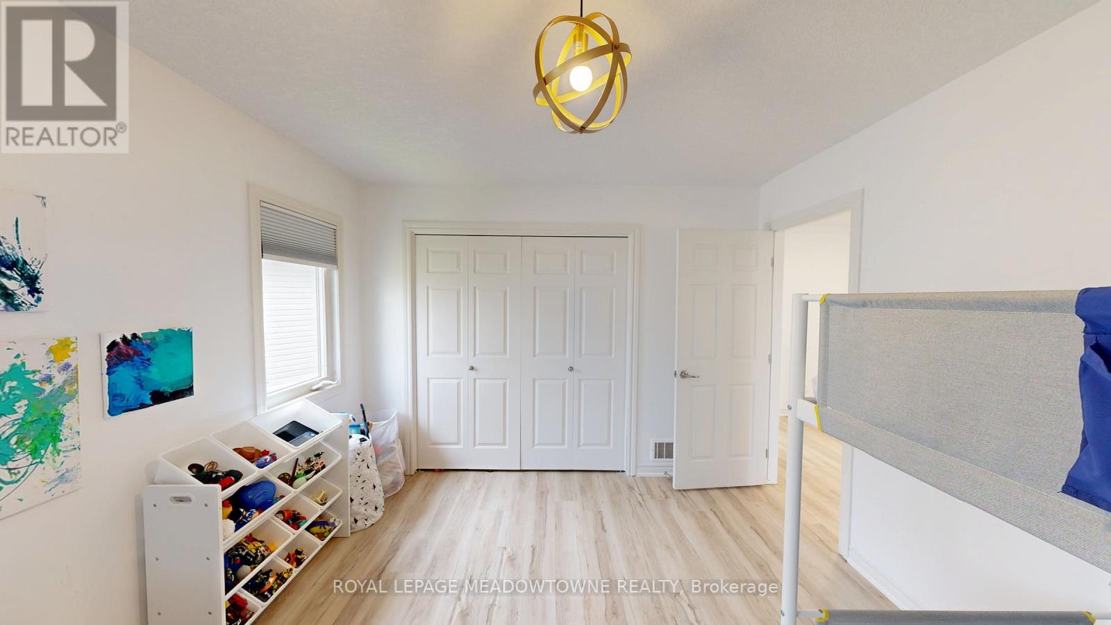 30 JACKLIN COURT - 17