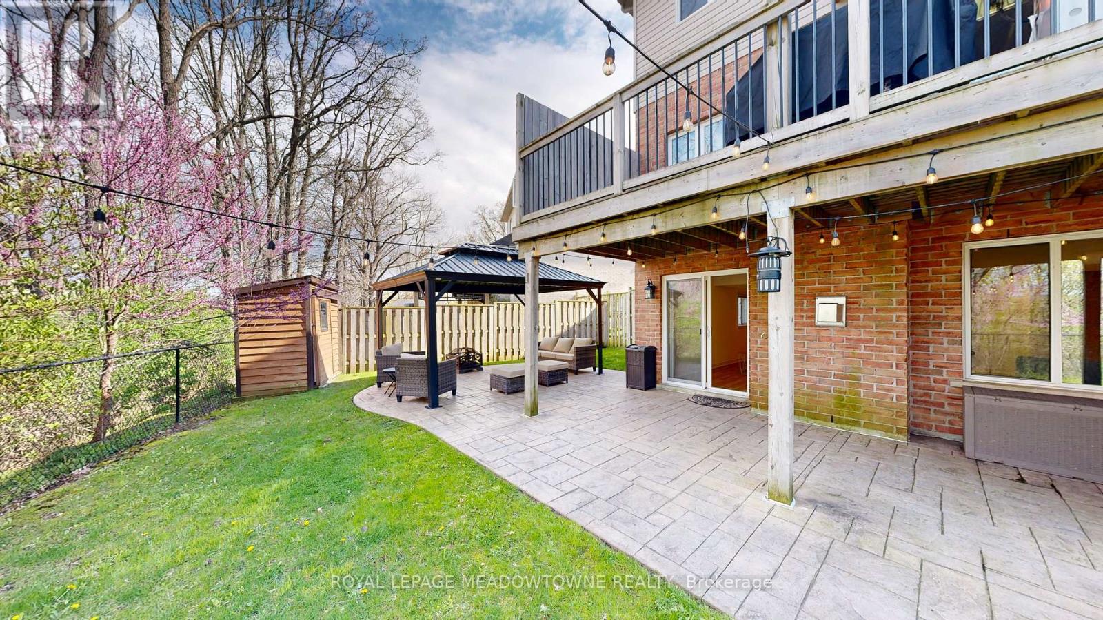 30 JACKLIN COURT - 34