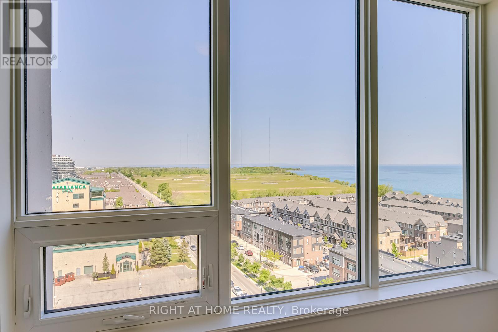 #1103 385 WINSTON ROAD - 21