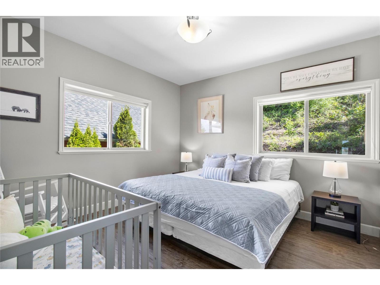 3240 Roncastle Road - 32