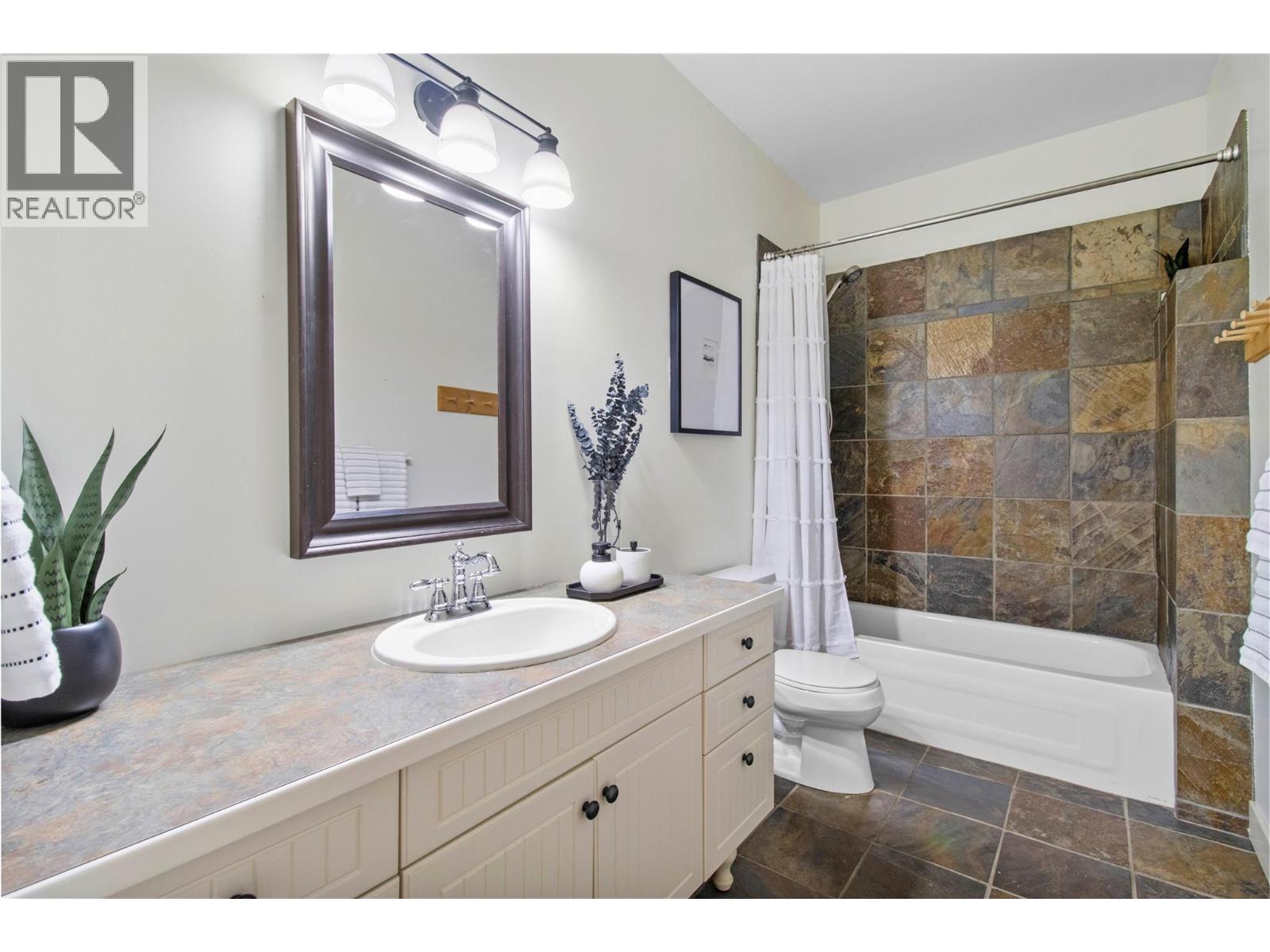 3240 Roncastle Road - 64