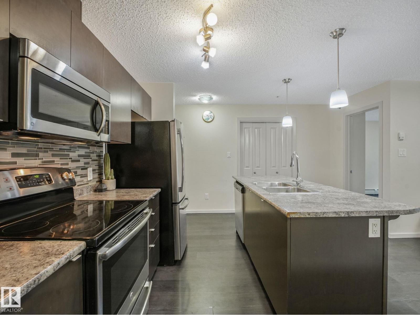 #119 344 WINDERMERE RD SW - 24