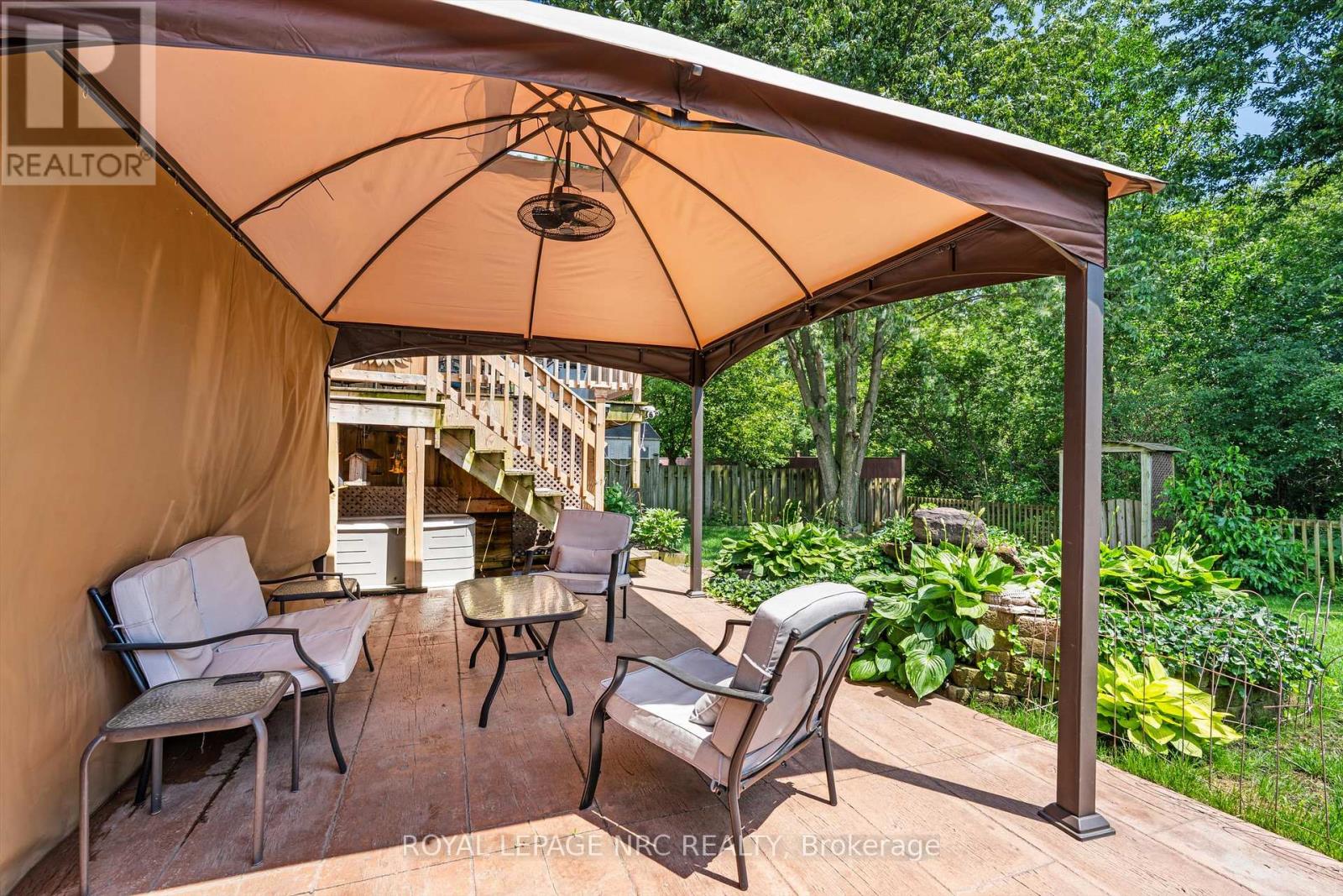 52 THOROLD AVENUE - 36