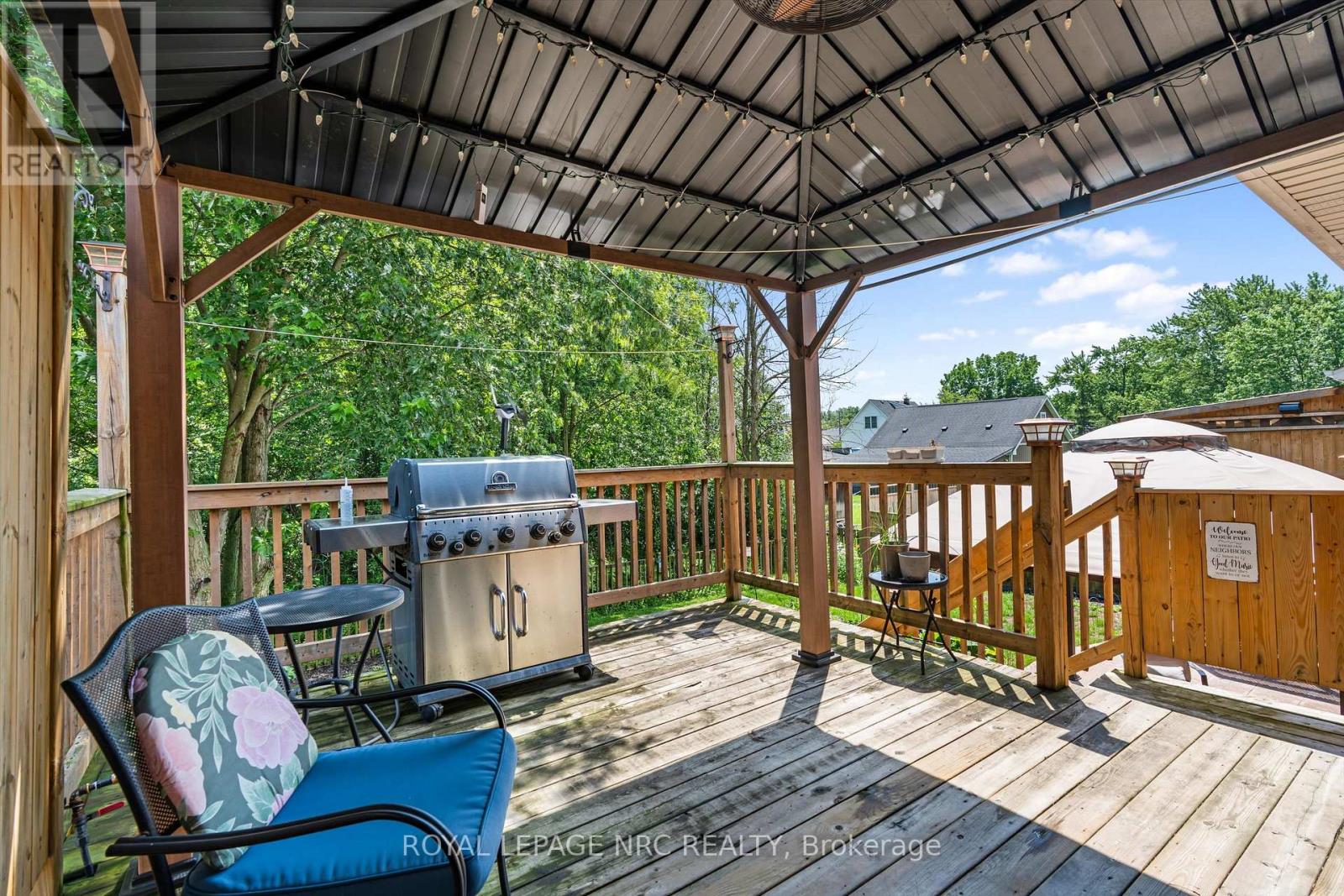 52 THOROLD AVENUE - 37