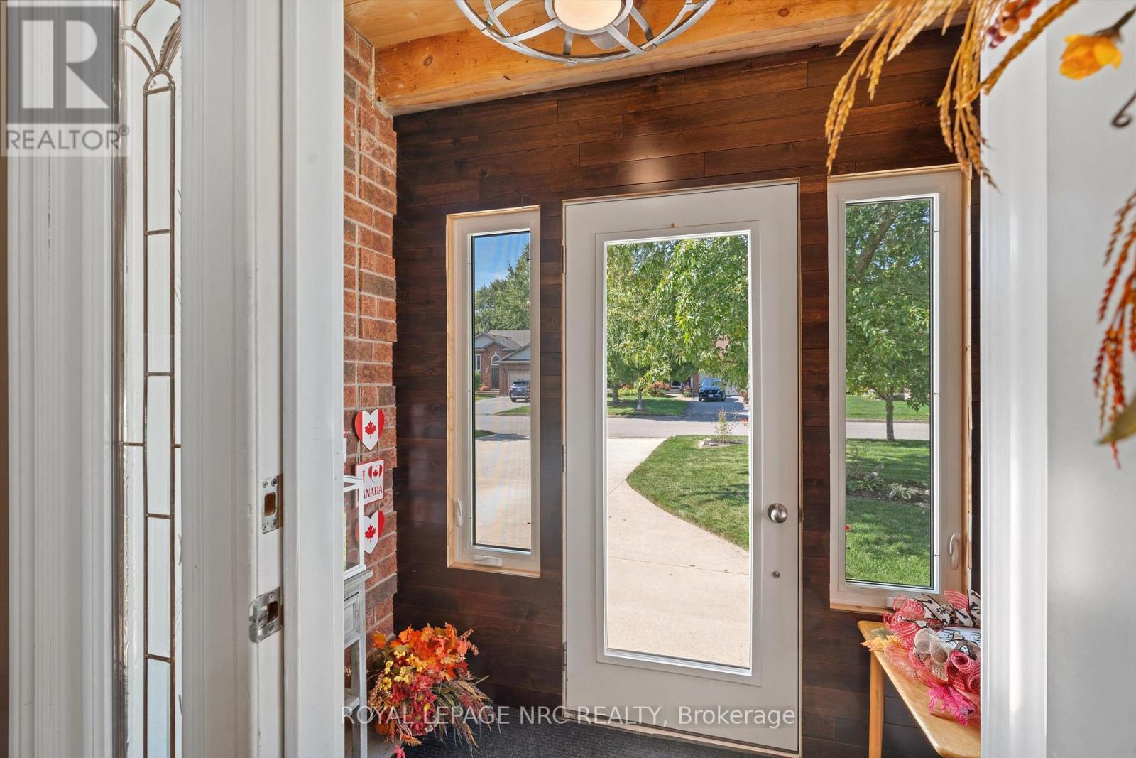 52 THOROLD AVENUE - 5