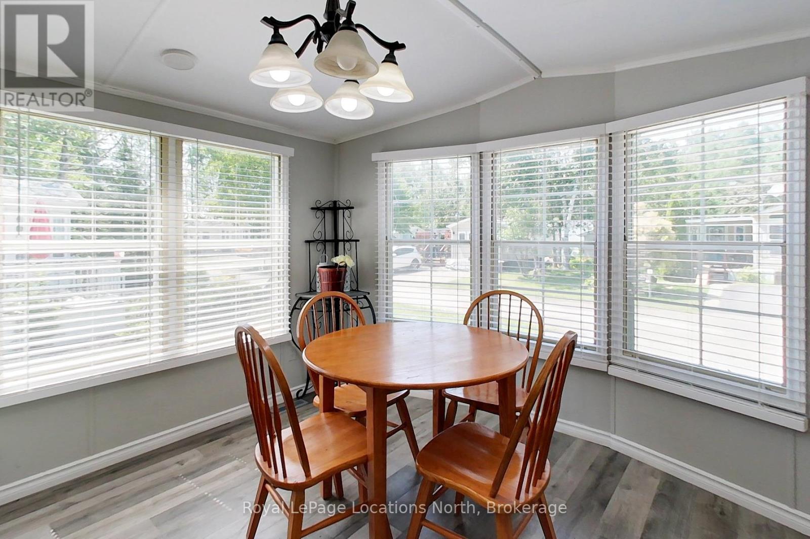 3 PRINCE RUPERT AVENUE - 10