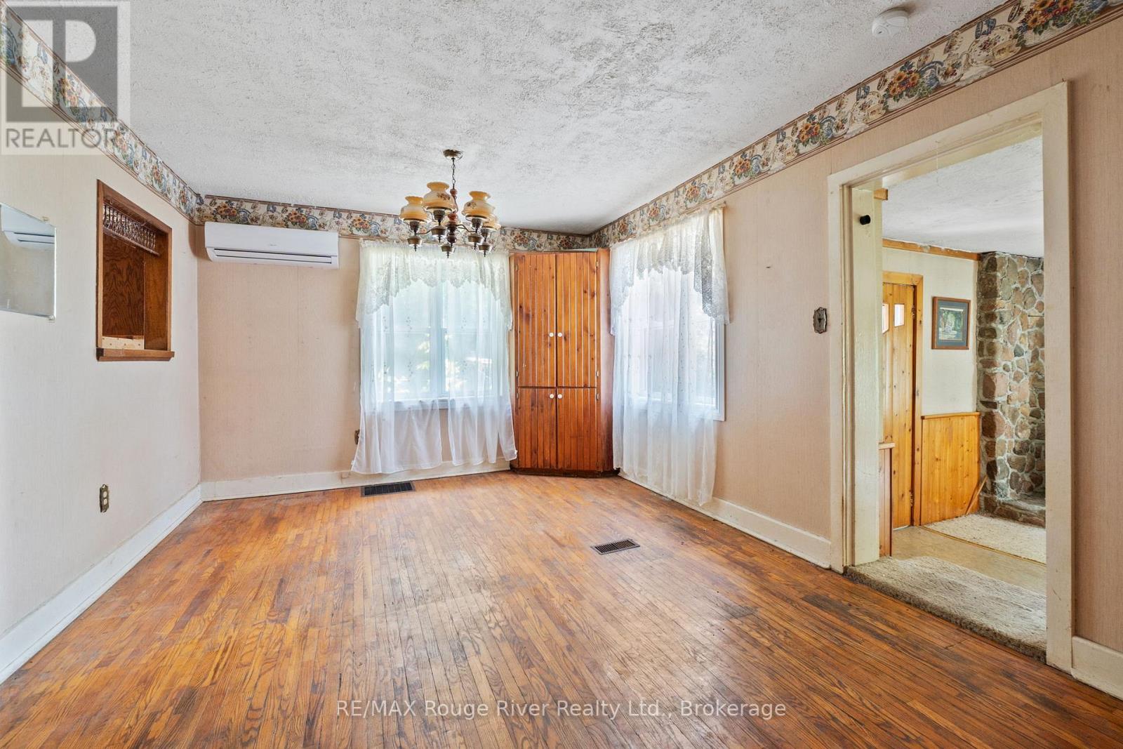 7725 MILL STREET - 10