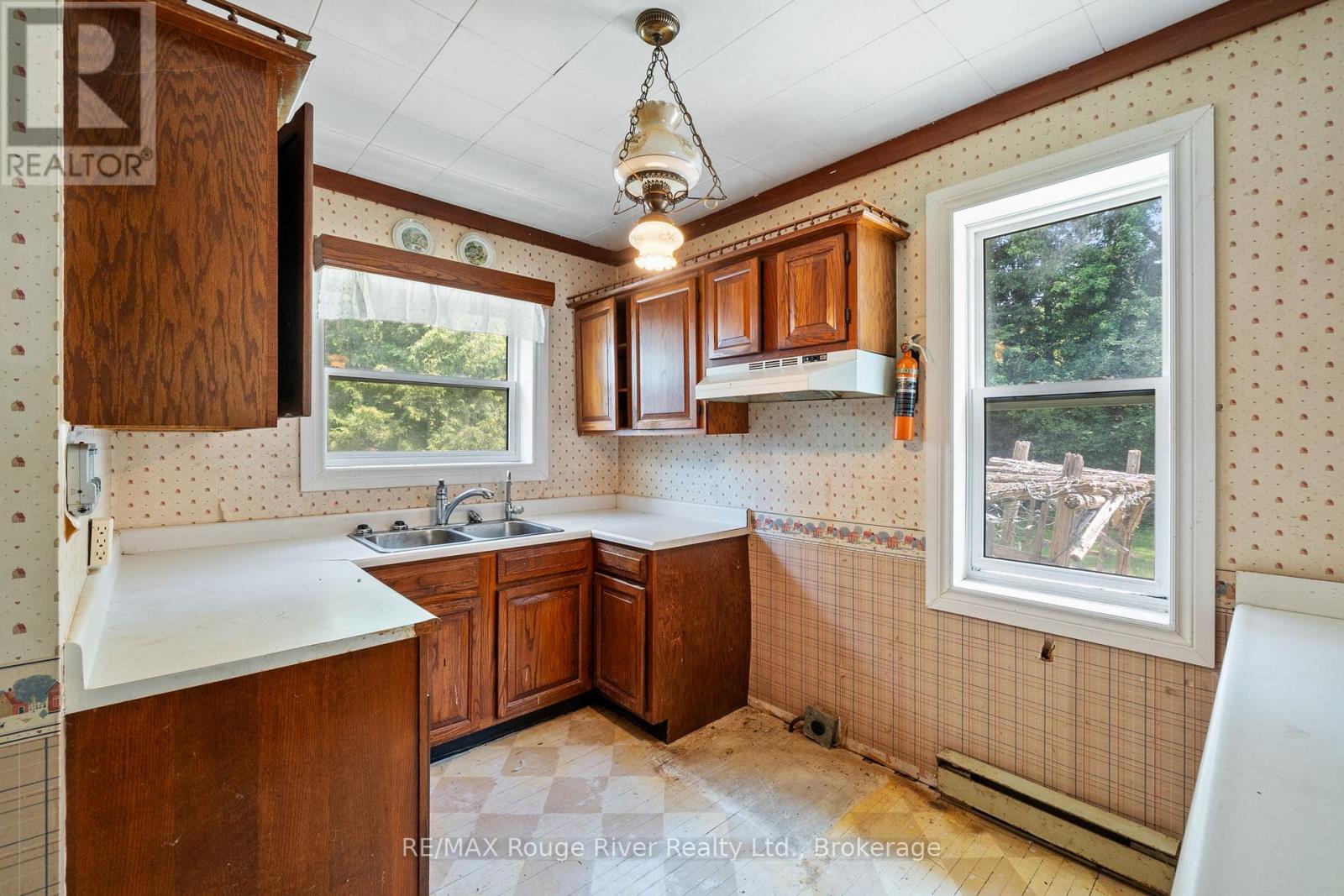 7725 MILL STREET - 19