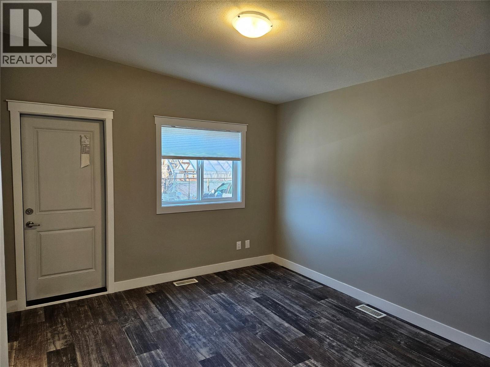 1118 Middle Bench Road Unit# 3, Keremeos