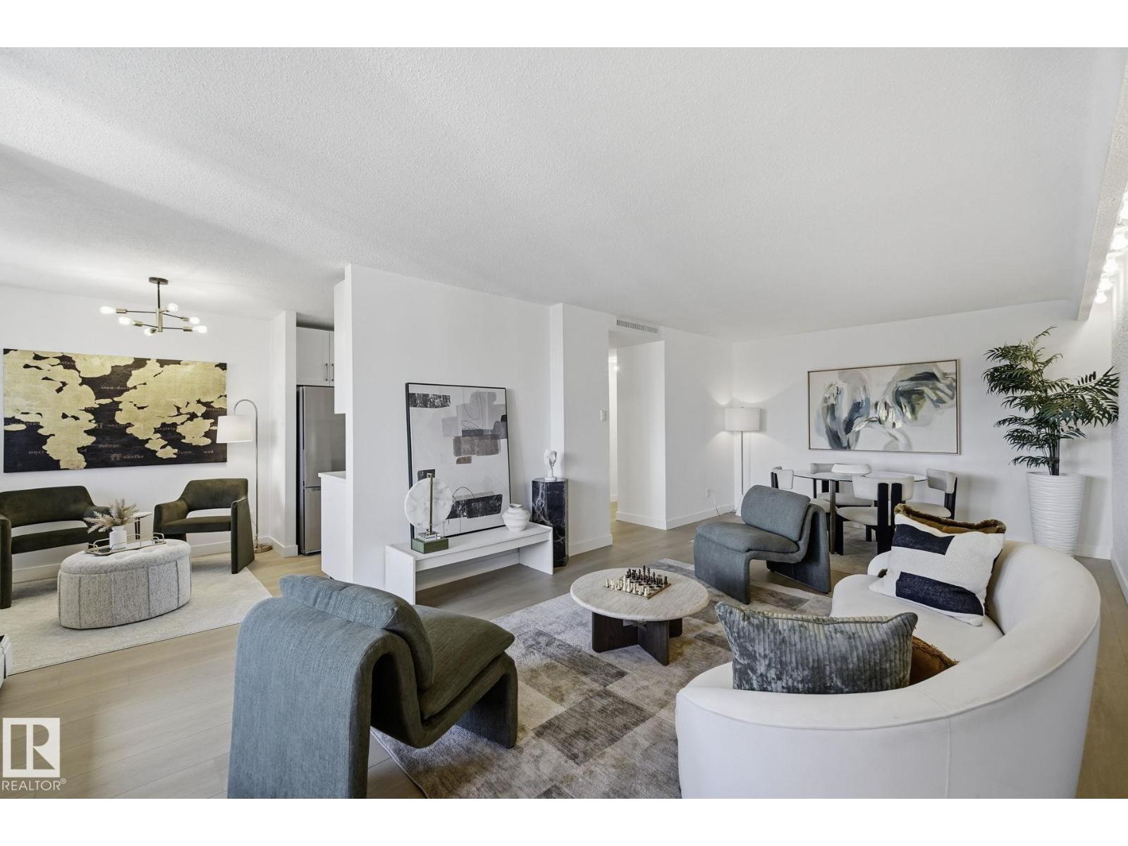 #1404 10160 115 ST NW - 1