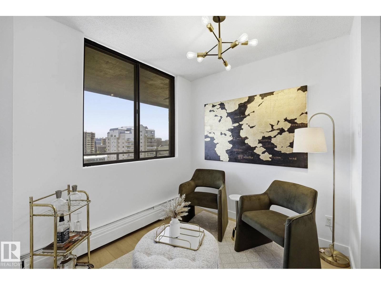 #1404 10160 115 ST NW - 10