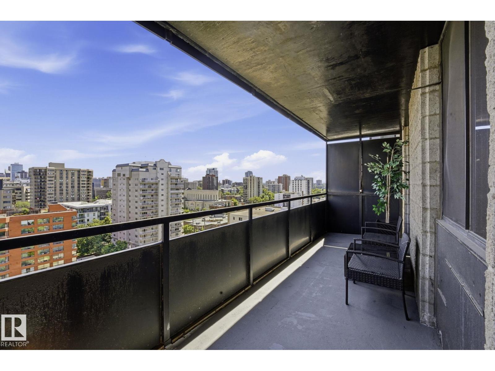 #1404 10160 115 ST NW - 22