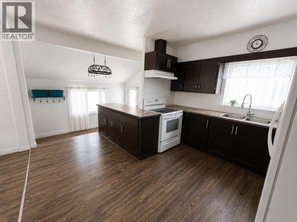 132 8 Avenue - 5