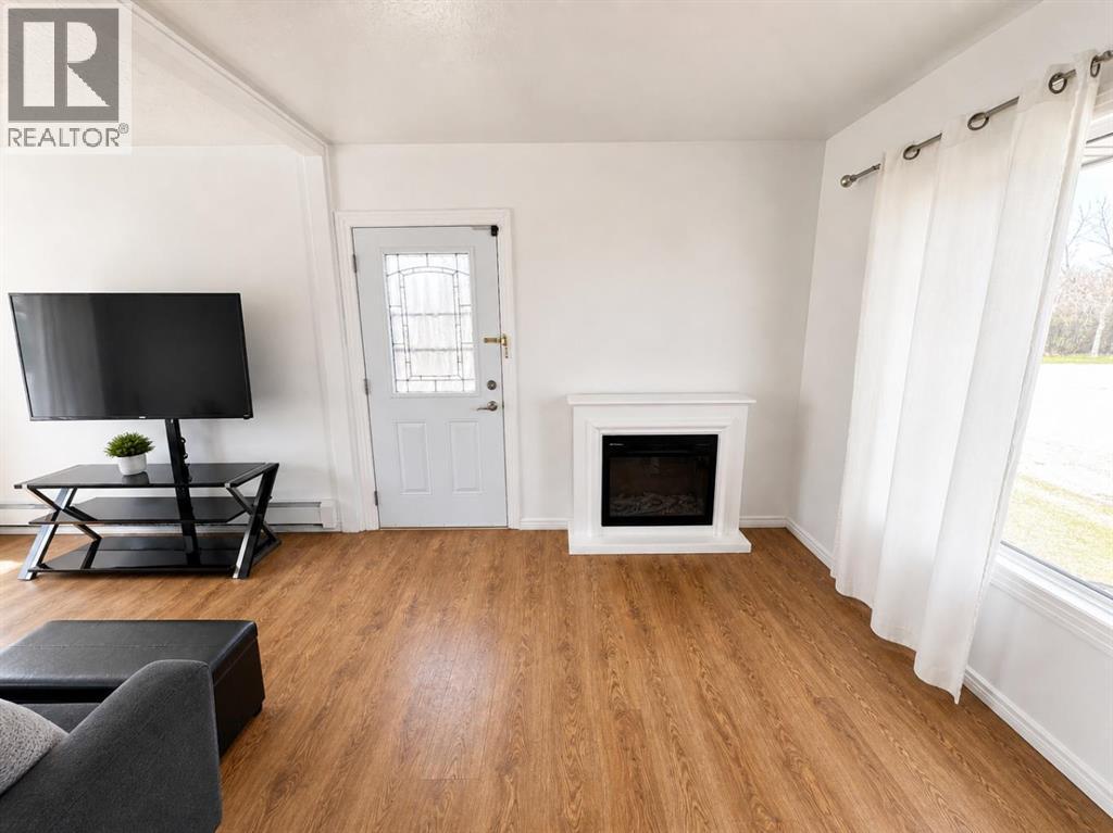 132 8 Avenue - 3