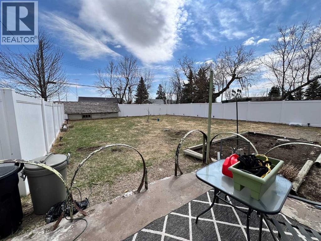 132 8 Avenue - 15