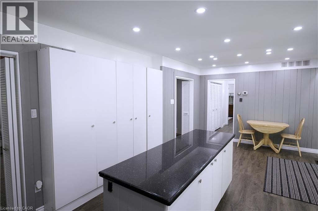 560 CRANE Court - Image 12