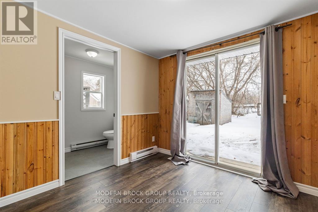 96 BROCK STREET - 16