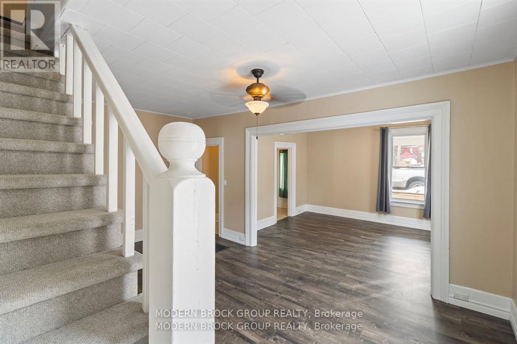 96 BROCK STREET - 20