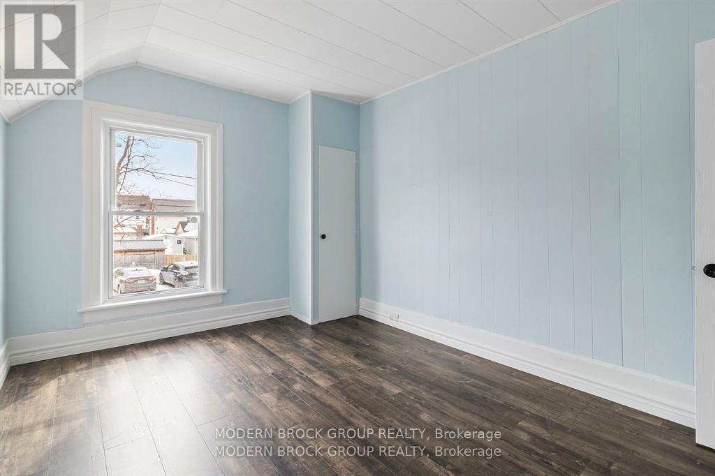 96 BROCK STREET - 25