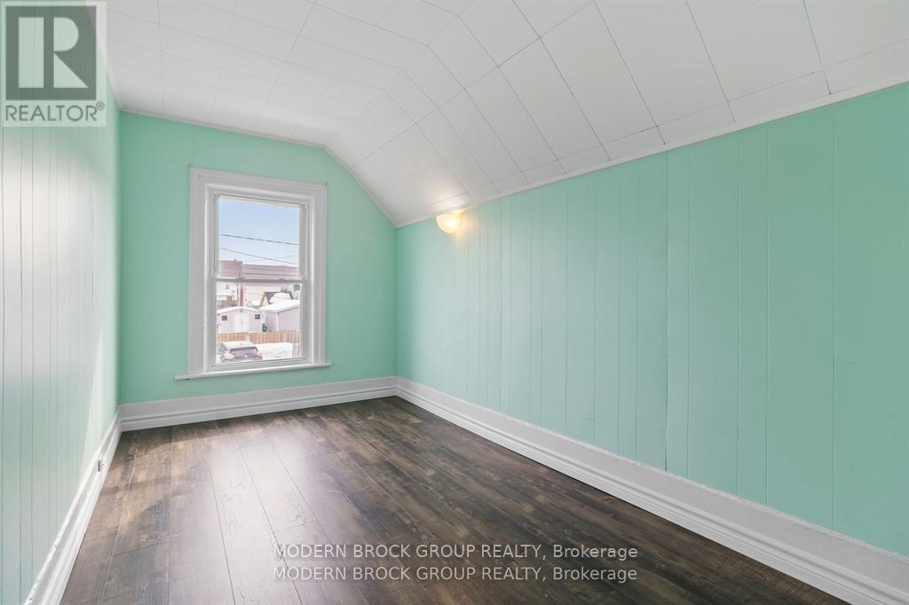 96 BROCK STREET - 26