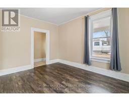 Bedroom 3 - 96 Brock Street, Brockville, ON K6V4G1 Photo 9