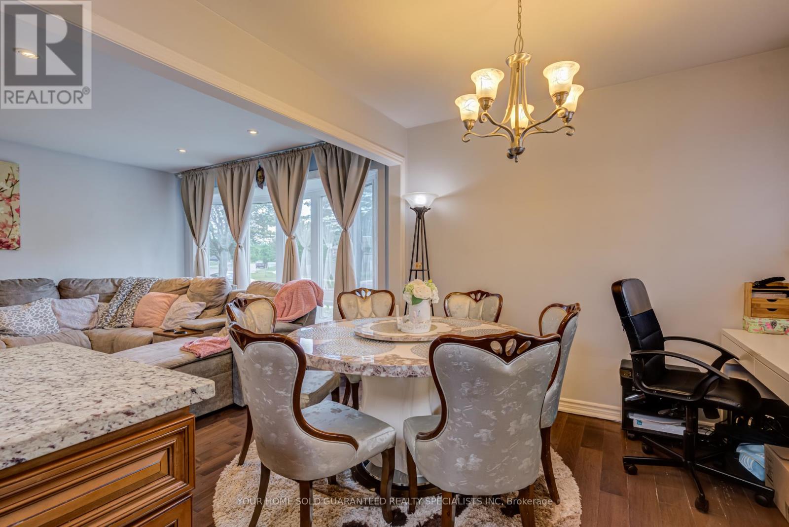 5 HALLOW CRESCENT - 19