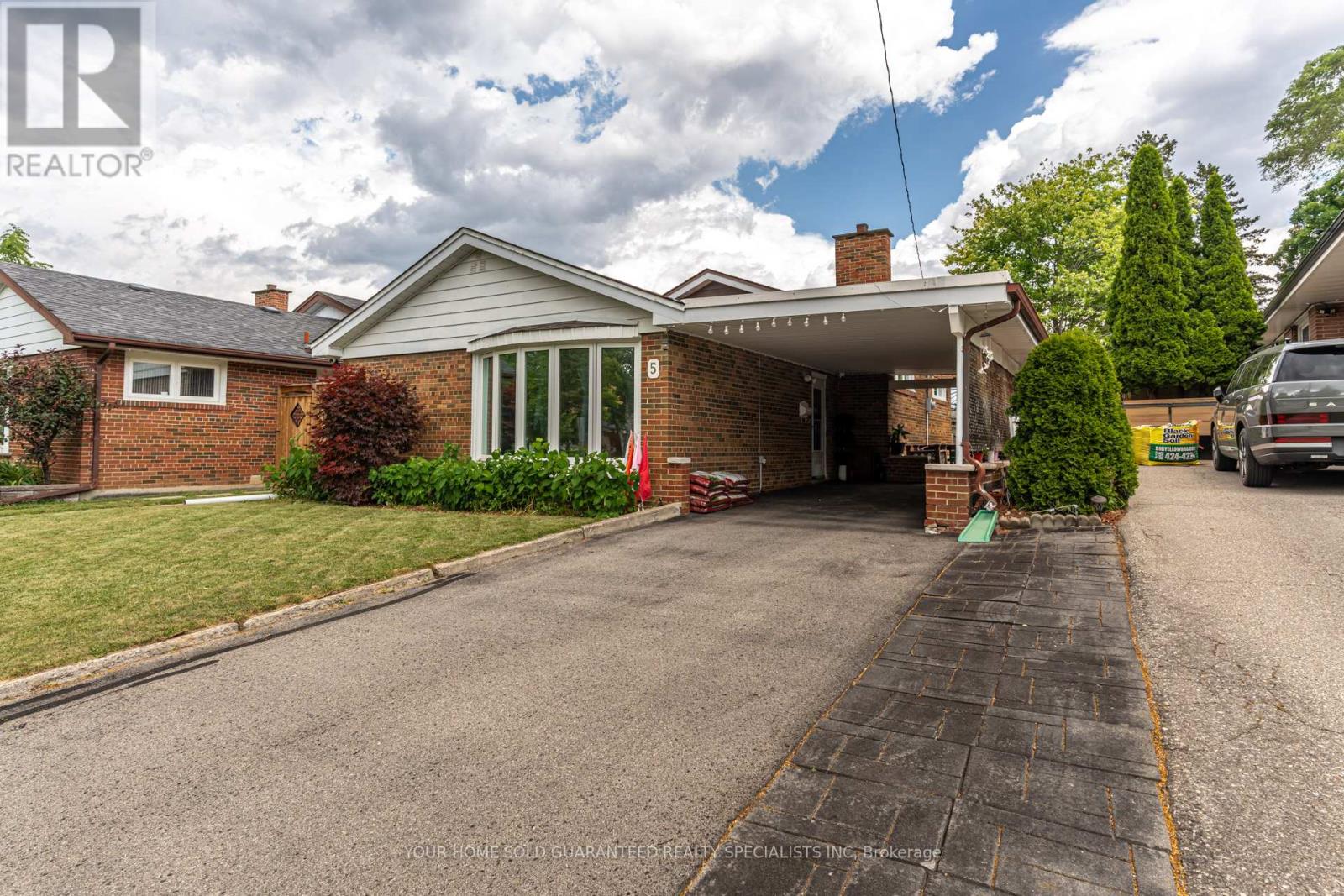 5 HALLOW CRESCENT - 8
