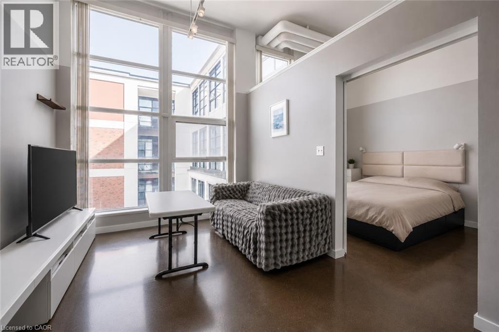 #509 404 KING Street W - 10