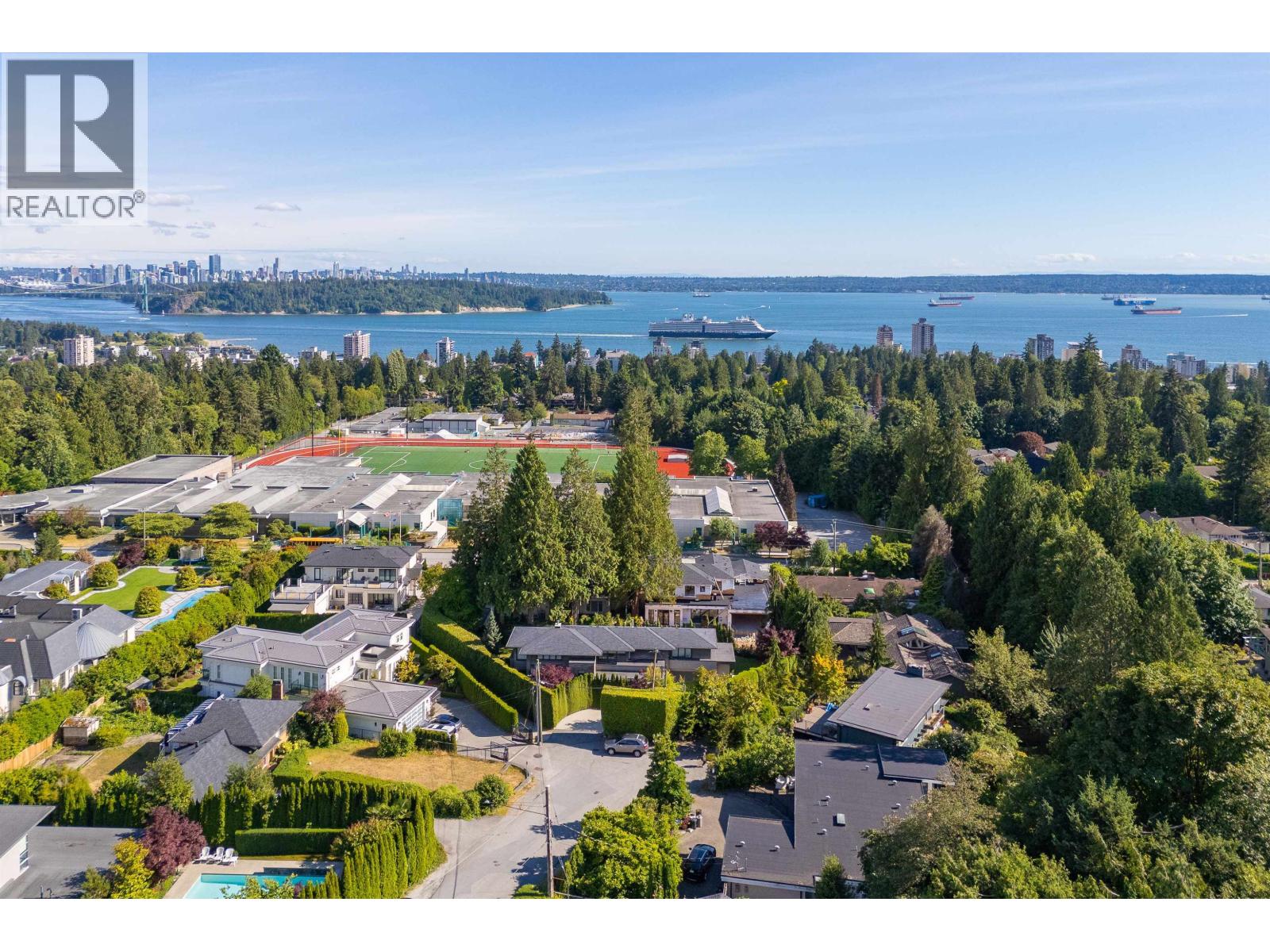 1764 OTTAWA PLACE, West Vancouver
