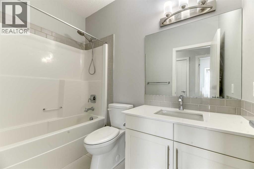 197 Silverado Plains Park SW - 34