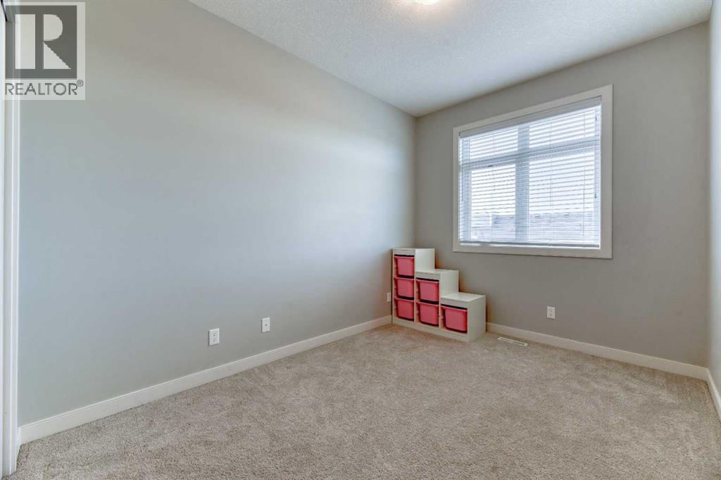 197 Silverado Plains Park SW - 41
